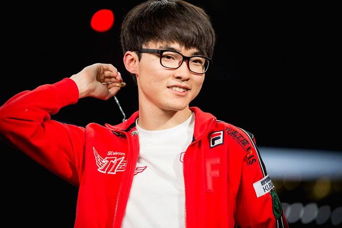 T1 主宰 DN Freecs ， Hanwha Life Esports 击败 Nongshim RedForce 于 LCK 2025 赛季