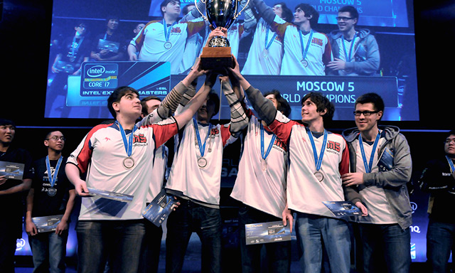 Oh My God vs LNG 双方英雄池前瞻：LNG中野英雄池较为领先