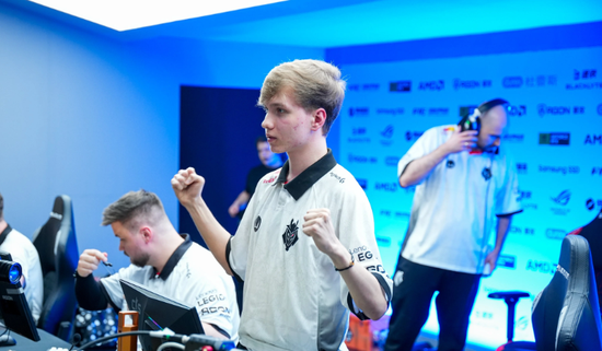 今天EDG对战FPX的第三场比赛中，EDG电子竞技俱乐部的辅助选手Meiko迎来了自己LPL生涯的第800次出场