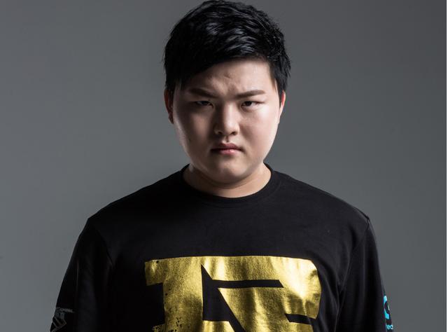 英雄联盟赛事官方：2025全球总决赛圆满结束