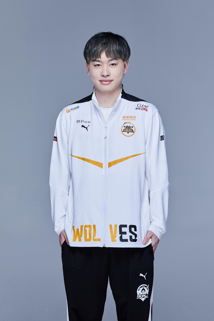 0.77 rating！YEKIDNAR为BLAST秋决数据最差选手